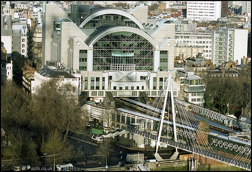 Resultado de imagen de charing cross station