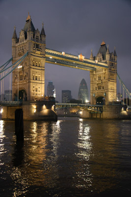 tower bridge at night