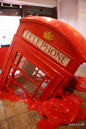 Banksy at Lazinc - Melting phone box