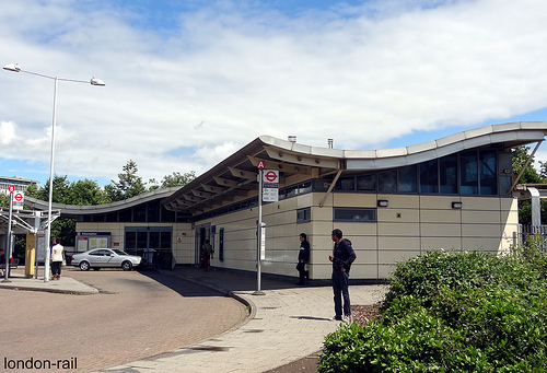 New Feltham Station entrance