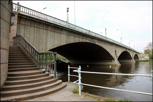 Twickenham Bridge