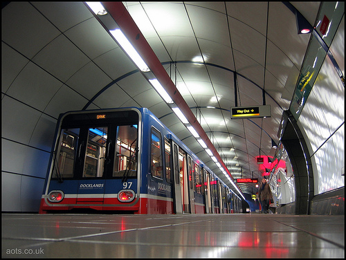 Bank Station DLR