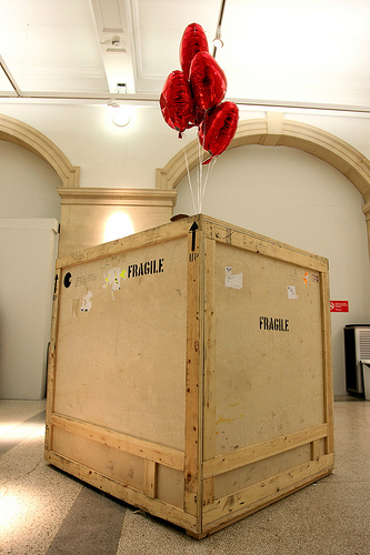 banksy balloon crate