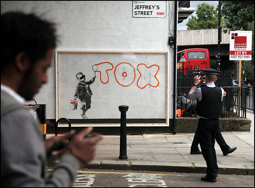 Banksy Tox Bubble Writing