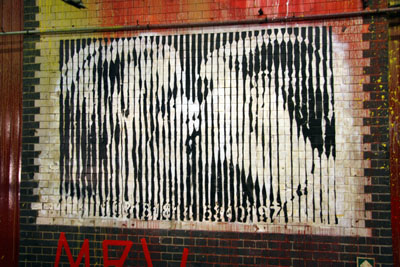 Mr Brainwash / MBW 'Freedom Kiss'