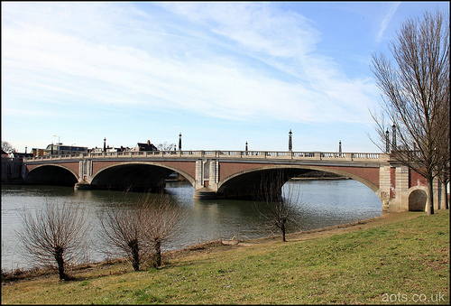 Hampton Court Bridge