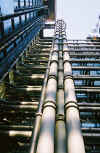 london_lloyds_pipes.jpg (58871 bytes)