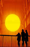 london_tate_weathergirls.jpg (37106 bytes)