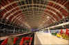 paddington_station_roof_2.jpg (193770 bytes)