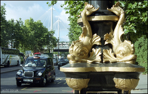 Thames Lamposts