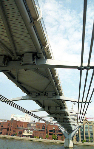 Millennium bridge from underneath