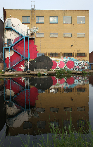 Run graffiti _ Hackney Wick