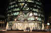 swiss_re_tower_at_night.jpg (149028 bytes)