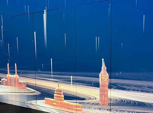 Projections in the initial hall of Lift 109