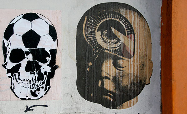 Paul Insect, baby head paste up