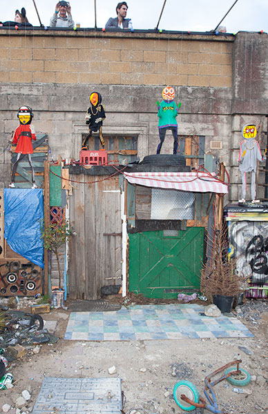 Paul Insect and Bast puppetry