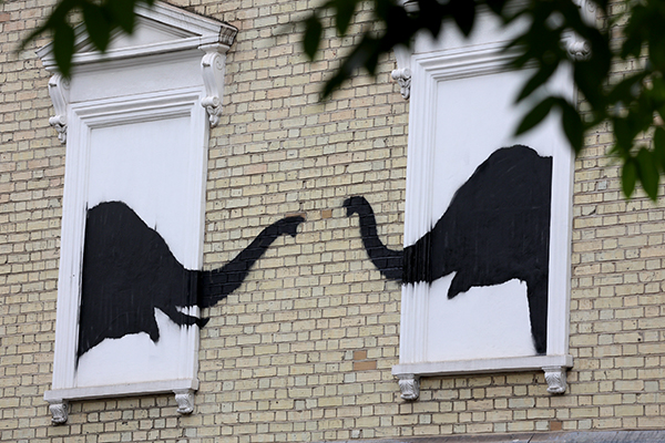 Detail of the two Banksy elephants in Chelsea