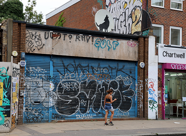 Banksy wolf artwork in Peckham before its theft