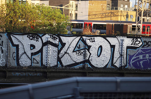 Pilot graffiti